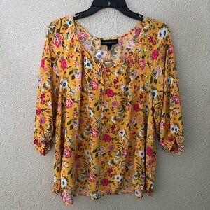 Women’s Lane Bryant Printed Tie Teck Top Yellow Floral, Size 16